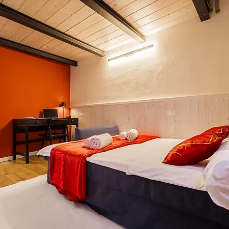 Senzanome Prestige Appartement *