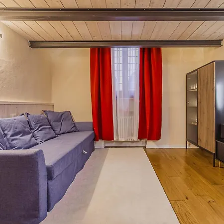 Senzanome Prestige * Bologna
